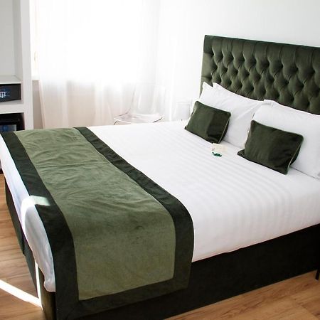 Home At Rome Vatican Suites Exterior foto